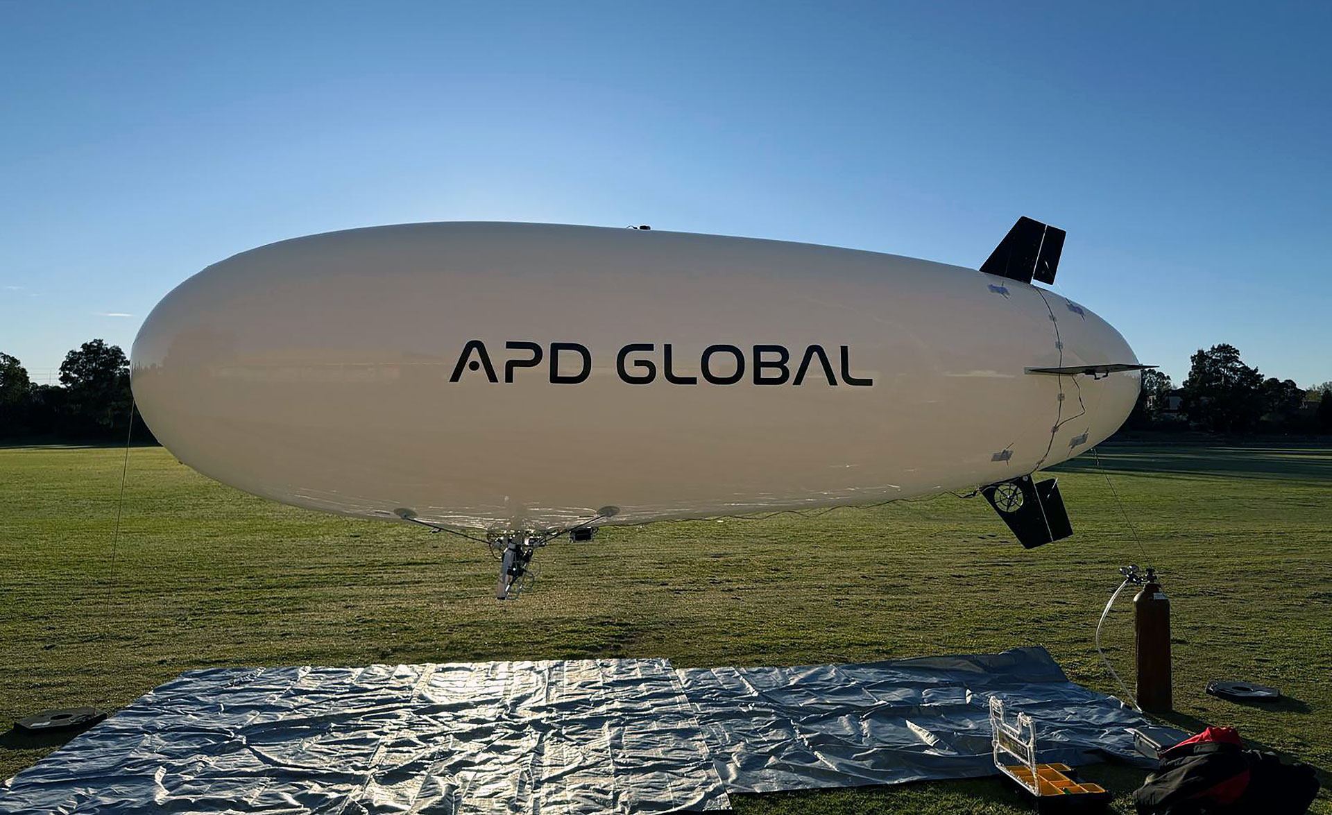 6-m-RC-Blimp-Australia